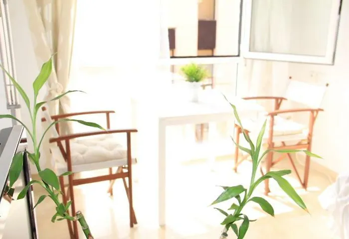 Sunny Apartments, Centre Apartment *