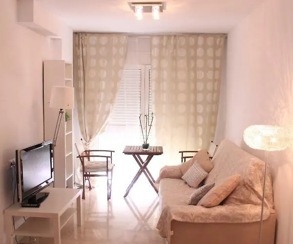 Sunny Apartments, Centre Apartment
