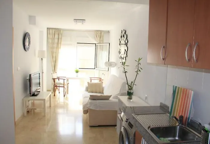 Sunny Apartments, Centre Apartment