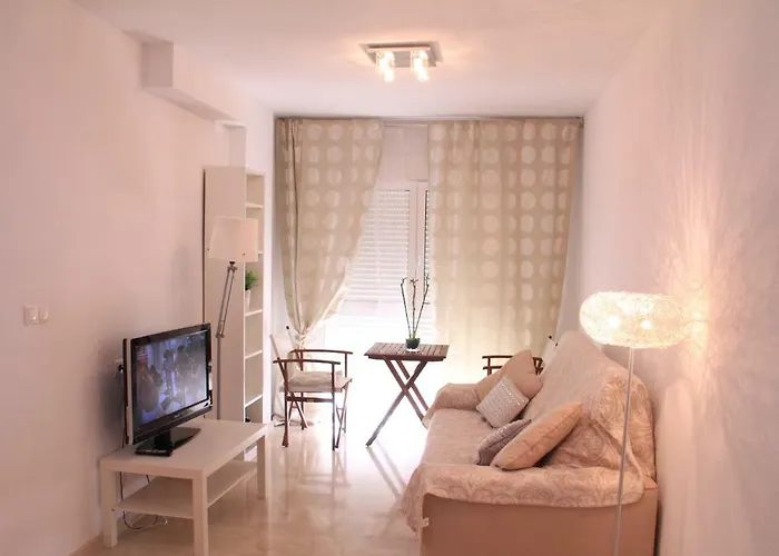 Sunny Apartments, Centre Apartment *