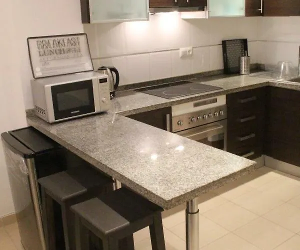 Sunny Apartments, Centre Apartment